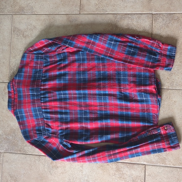 Hollister plaid button down shirt, 100% cotton - Picture 10 of 11
